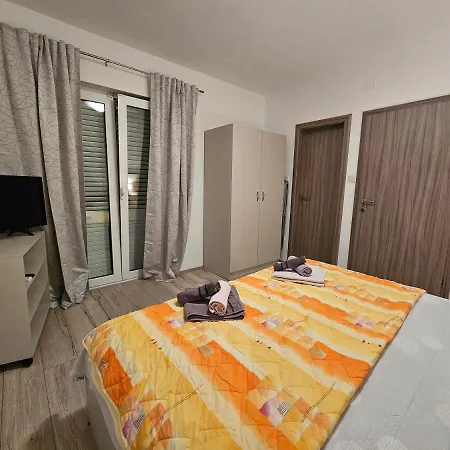 Fam. Grce Apartman Barbat na Rabu