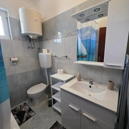 Fam. Grce * Barbat na Rabu