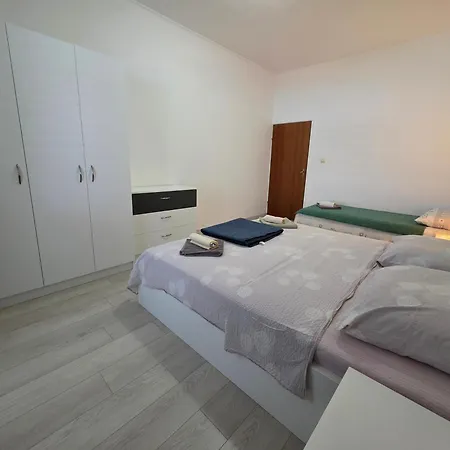 Fam. Grce * Barbat na Rabu