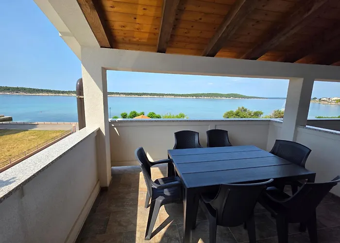 Apartamento Fam. Grce Barbat na Rabu