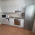 Fam. Grce 아파트