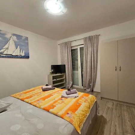 Apartamento Fam. Grce *