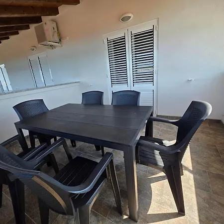 Lägenhet Fam. Grce *